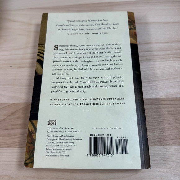 DISAPPEARING MOON CAFE By Sky Lee Buy 1 for $12, 2 for $20, 3 for $24 - Picture 2 of 2